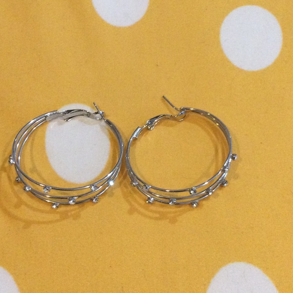Silver statement Hoop earrings with rhinestones. - Picture 2 of 3